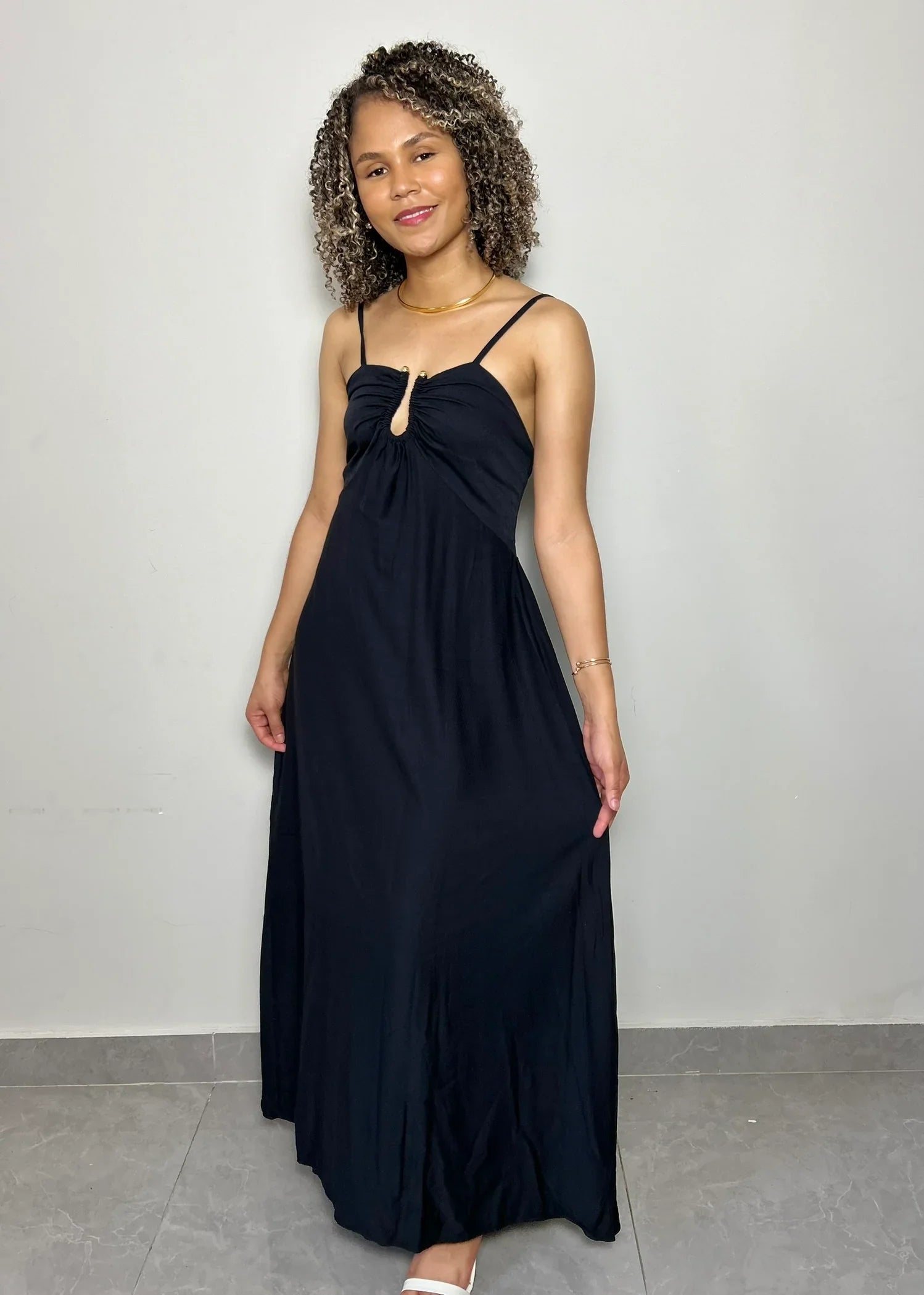 Vestido Longo Preto Royal Detalhe em Metal - LE XAVIER