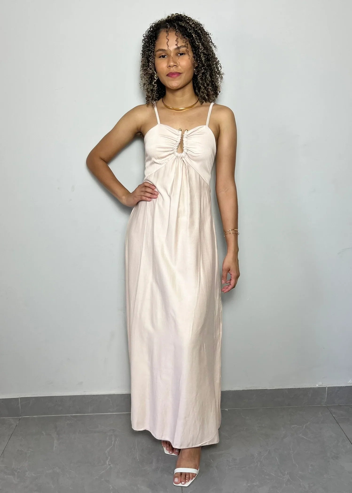 Vestido Longo Nude Supreme Detalhe em Metal - LE XAVIER