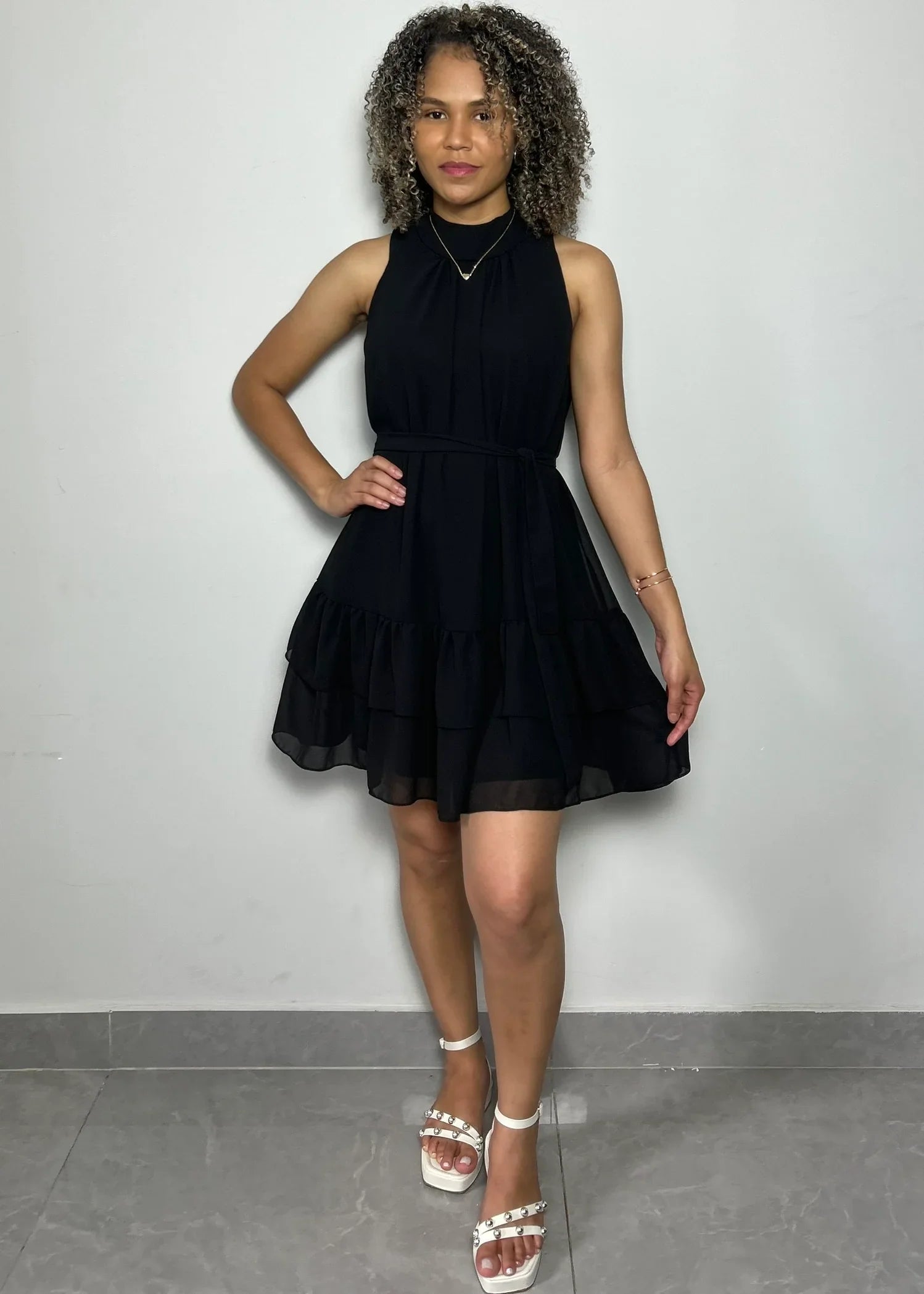 vestido curto preto - LE XAVIER