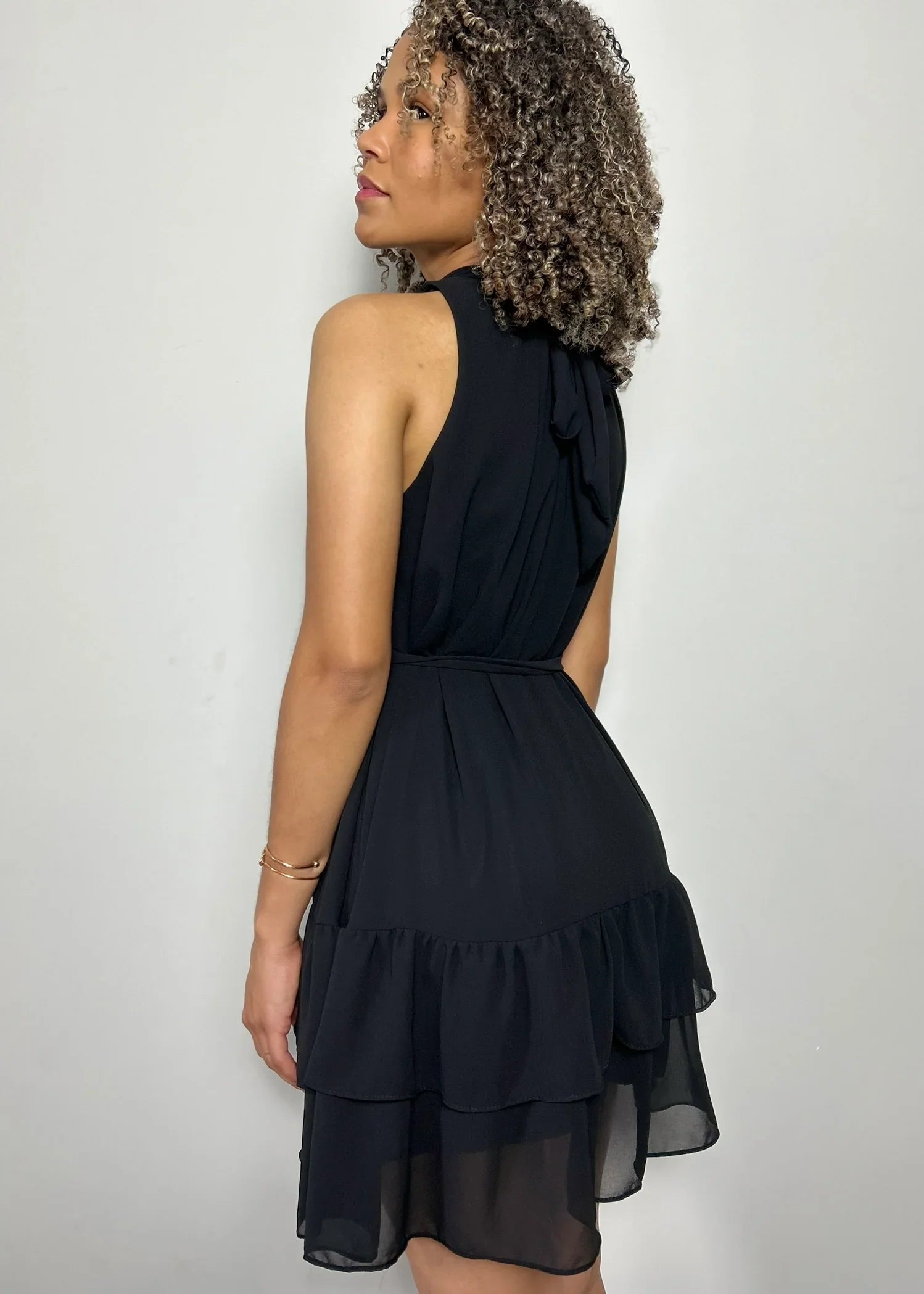 vestido curto preto - LE XAVIER