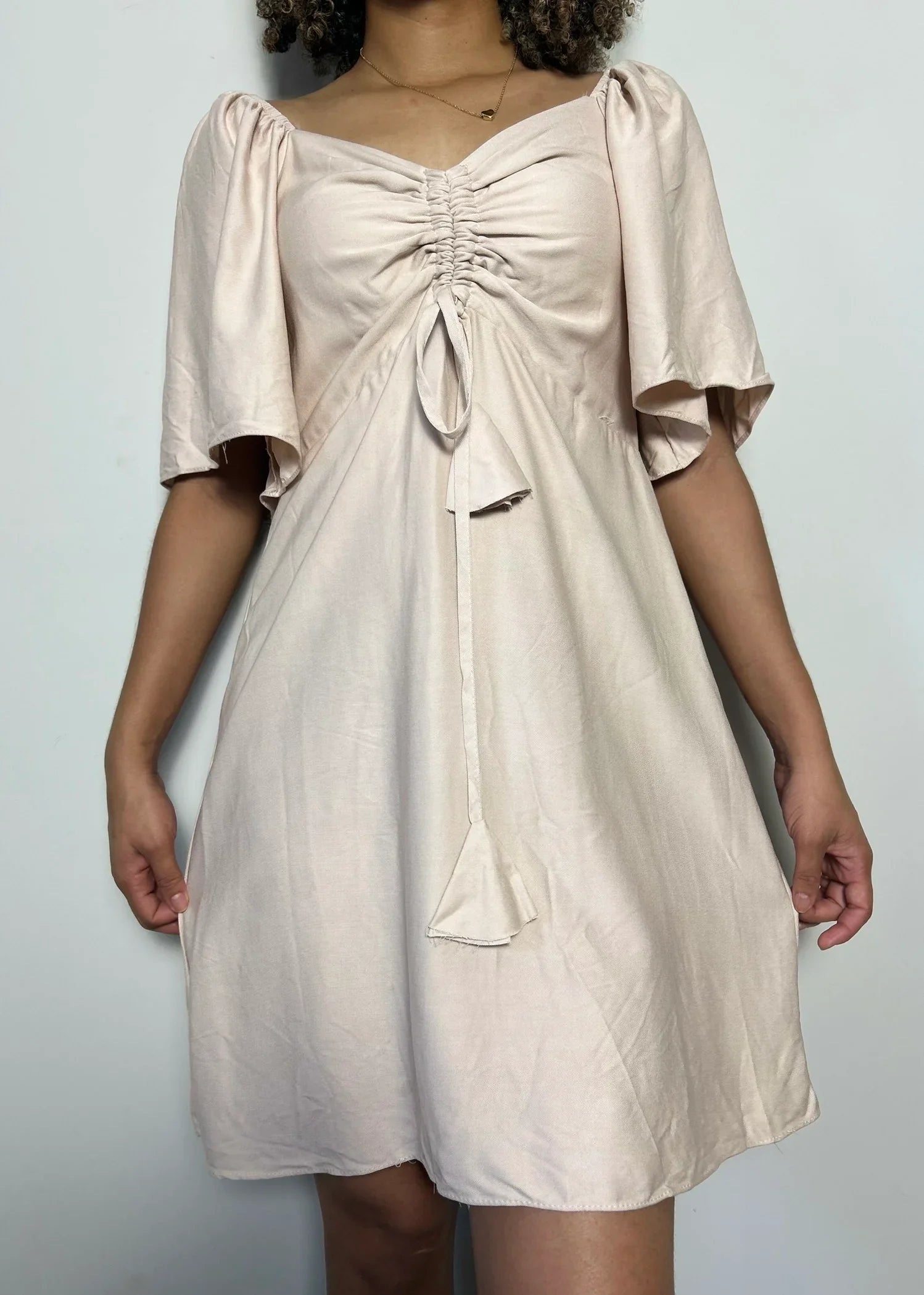 vestido curto bege 2 - LE XAVIER